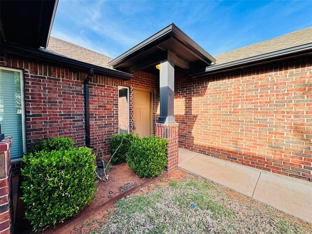 18208 Manera Way, Edmond, OK 73012