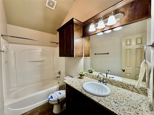 18208 Manera Way, Edmond, OK 73012