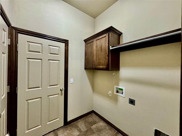 18208 Manera Way, Edmond, OK 73012