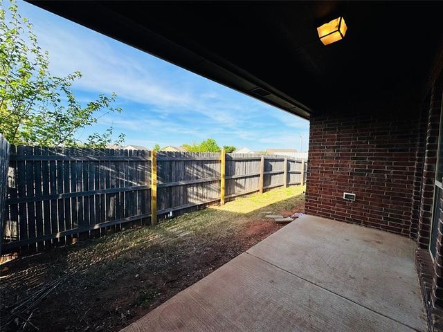 18208 Manera Way, Edmond, OK 73012