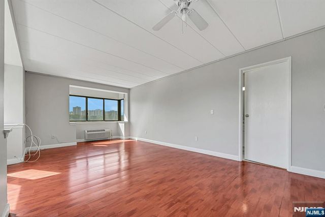 5 Linden Street 5E, Hackensack, NJ 07601