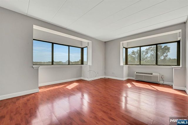 5 Linden Street 5E, Hackensack, NJ 07601