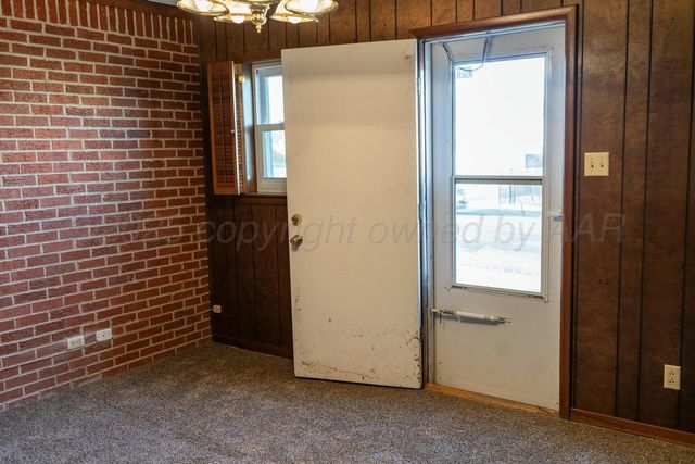 1001 S Sweetwater Street, Wheeler, TX 79096