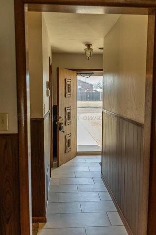 1001 S Sweetwater Street, Wheeler, TX 79096