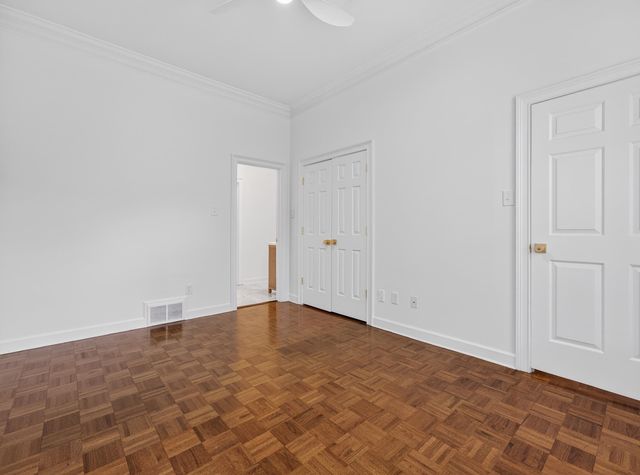 7196 PLANTATION CIR, Germantown, TN 38138