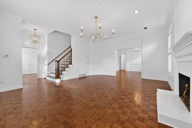 7196 PLANTATION CIR, Germantown, TN 38138