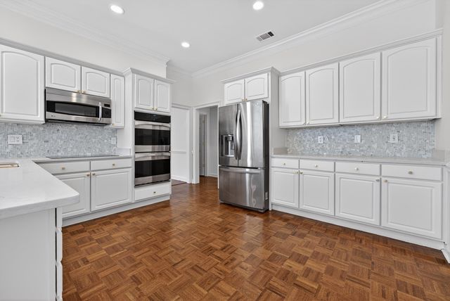 7196 PLANTATION CIR, Germantown, TN 38138