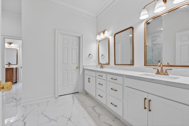 7196 PLANTATION CIR, Germantown, TN 38138