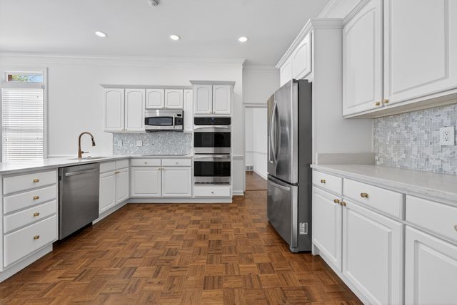 7196 PLANTATION CIR, Germantown, TN 38138