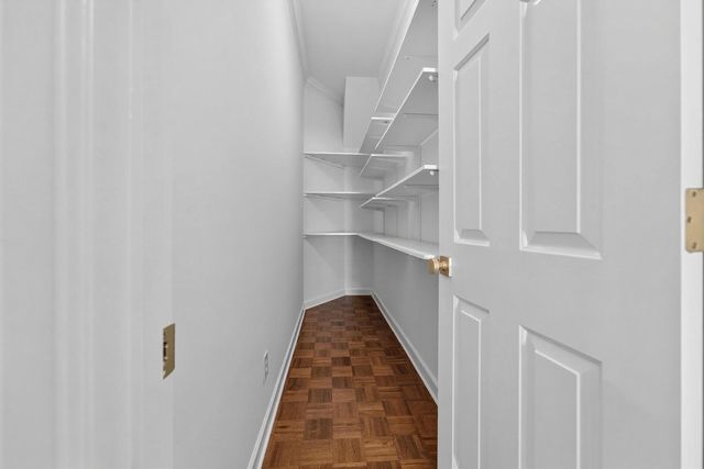 7196 PLANTATION CIR, Germantown, TN 38138