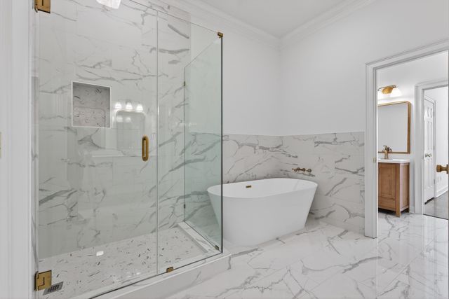 7196 PLANTATION CIR, Germantown, TN 38138