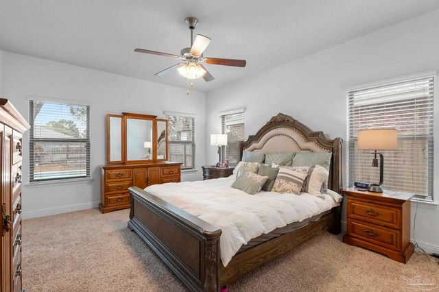 3634 Hawks Landing Cir, Pace, FL 32571