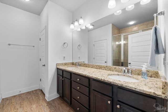 3634 Hawks Landing Cir, Pace, FL 32571