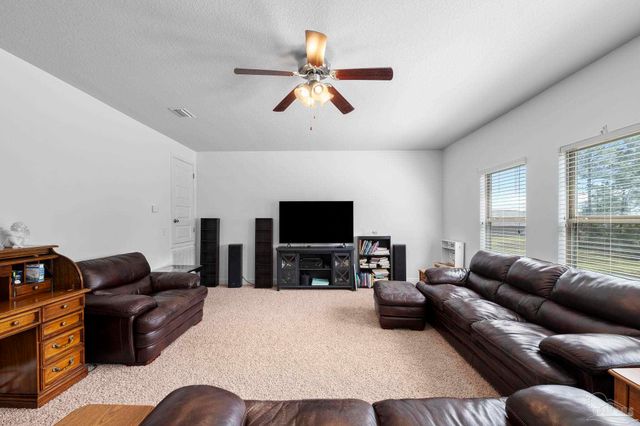 3634 Hawks Landing Cir, Pace, FL 32571