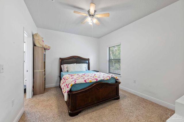 3634 Hawks Landing Cir, Pace, FL 32571