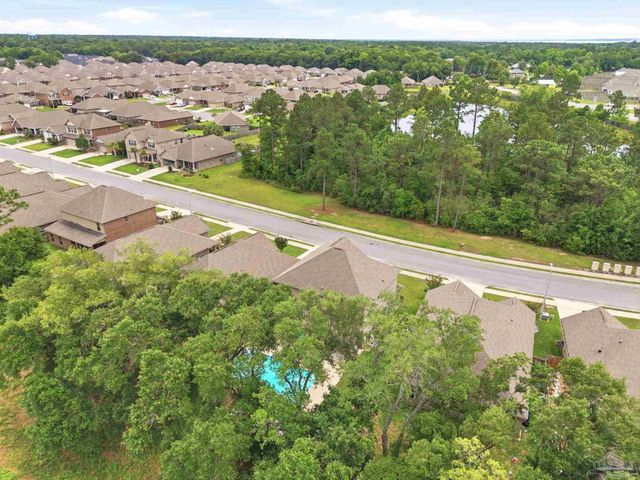 3634 Hawks Landing Cir, Pace, FL 32571