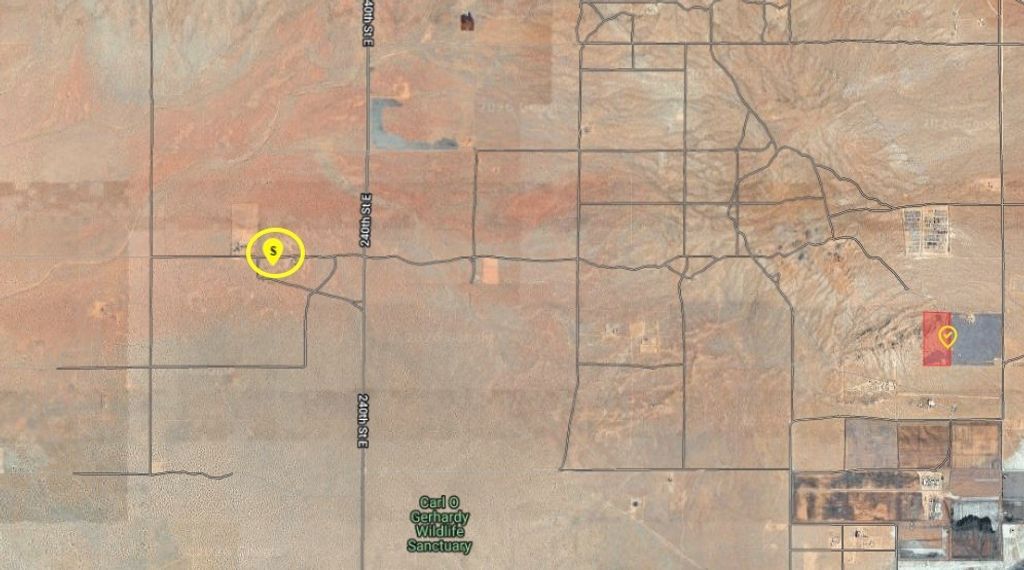 Image 7 of property listing at 41936 235th Street E, Palmdale, CA 93591