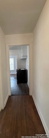 2322 Olmos, San Antonio, TX 78201