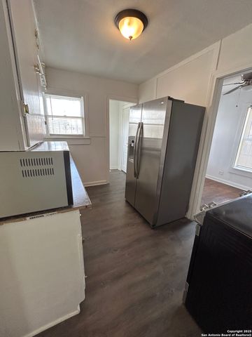 2322 Olmos, San Antonio, TX 78201