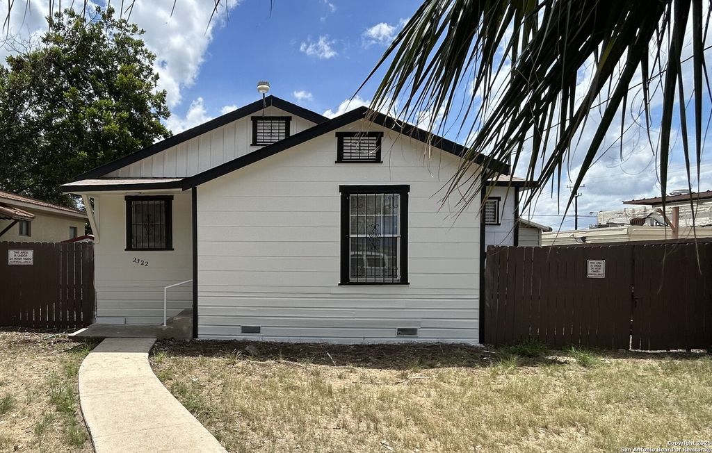 2322 Olmos, San Antonio, TX 78201