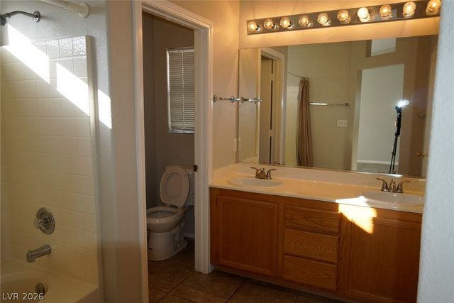 131 Newburg Avenue, North Las Vegas, NV 89032