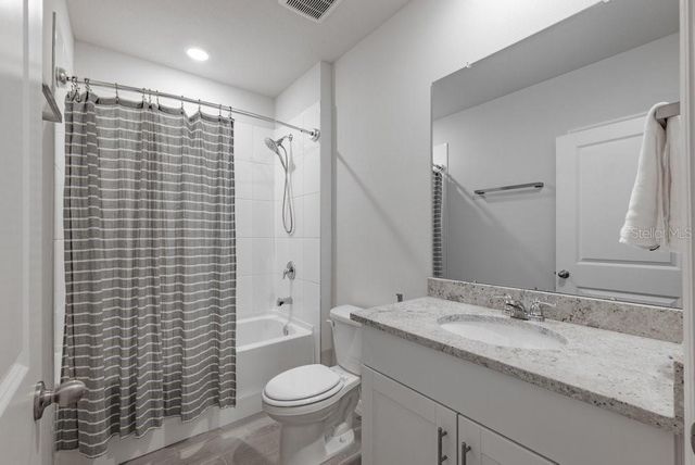 7041 FEATHER RIVER PLACE, Parrish, FL 34219