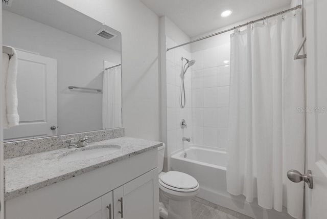 7041 FEATHER RIVER PLACE, Parrish, FL 34219