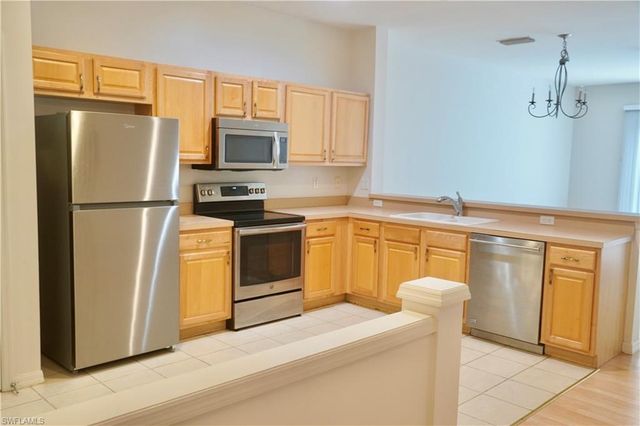 15583 Marcello CIR 145, Naples, FL 34110