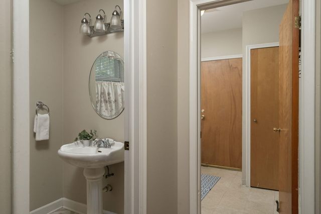 707 Rutgers Road, Rochester Hills, MI 48309