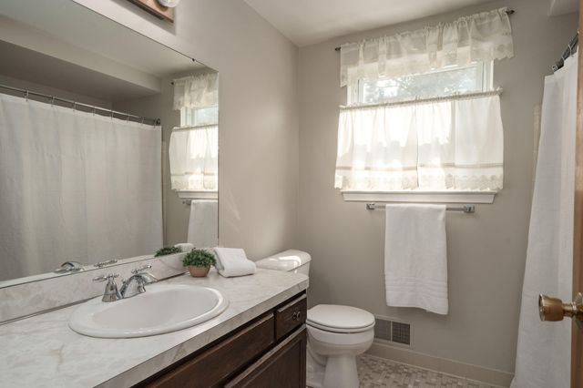 707 Rutgers Road, Rochester Hills, MI 48309