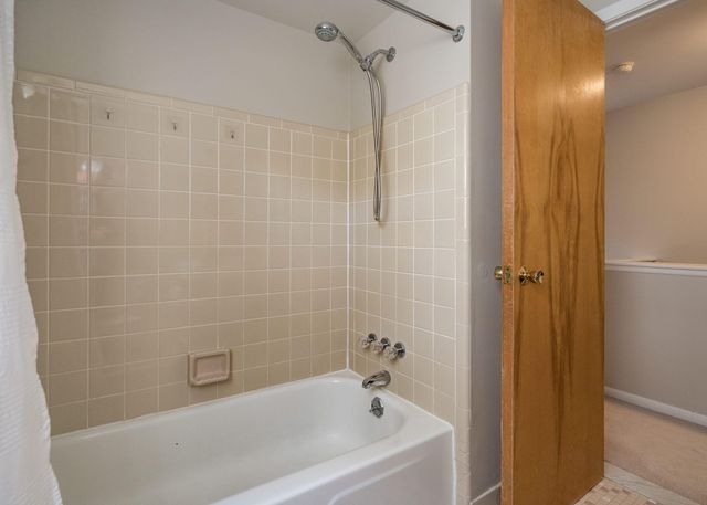 707 Rutgers Road, Rochester Hills, MI 48309