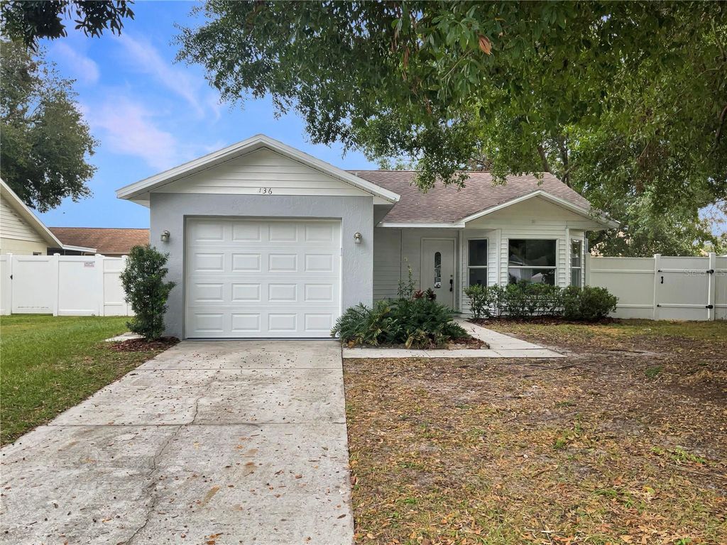 136 KINGS POND AVENUE, Winter Haven, FL 33880