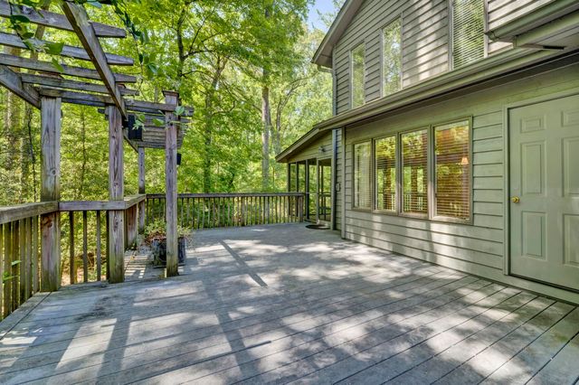1272 Shadowood Drive, Spartanburg, SC 29301