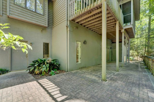 1272 Shadowood Drive, Spartanburg, SC 29301