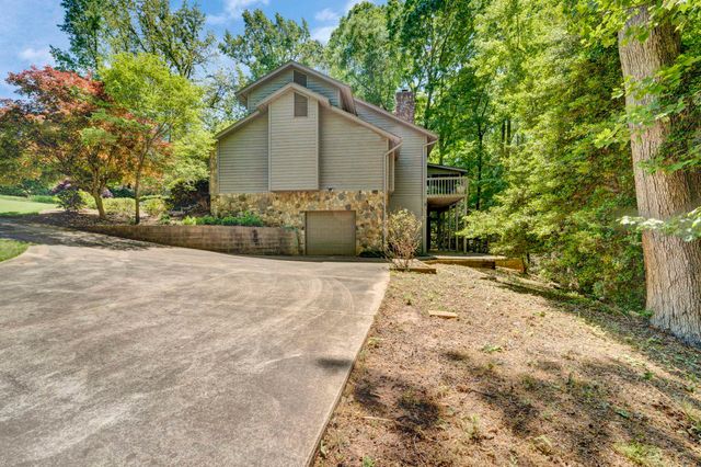 1272 Shadowood Drive, Spartanburg, SC 29301