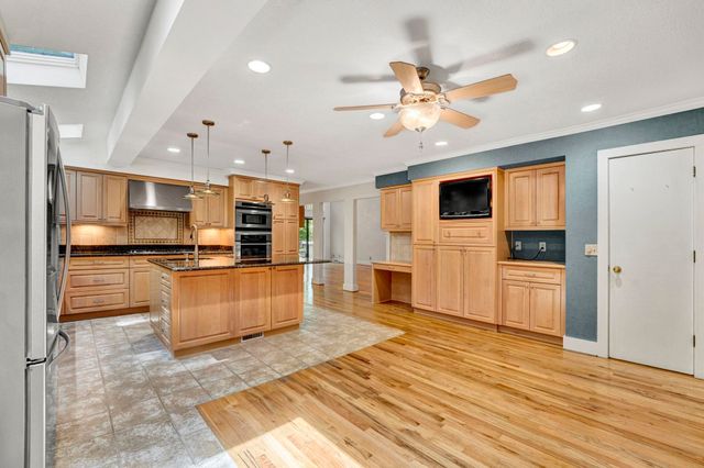1272 Shadowood Drive, Spartanburg, SC 29301