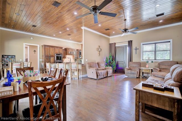 5008 Oak Road, Sebring, FL 33875