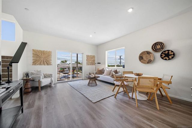 8156 Golden Ave, Lemon Grove, CA 91945