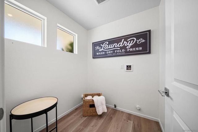 8156 Golden Ave, Lemon Grove, CA 91945