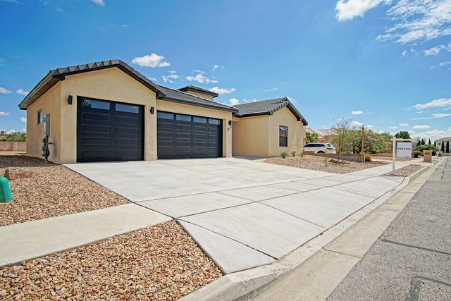 3836 Bay Hill Loop SE, Rio Rancho, NM 87124