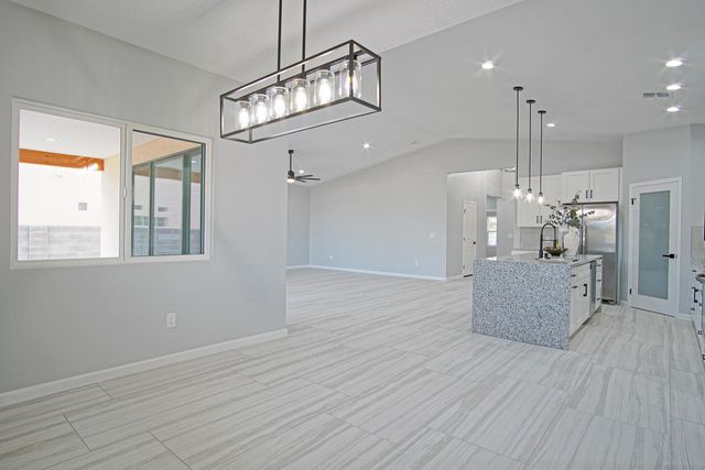 3836 Bay Hill Loop SE, Rio Rancho, NM 87124