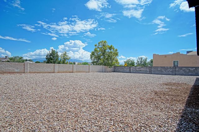 3836 Bay Hill Loop SE, Rio Rancho, NM 87124