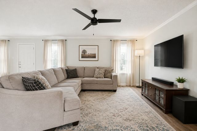 8105 Montecito Drive, Denton, TX 76210