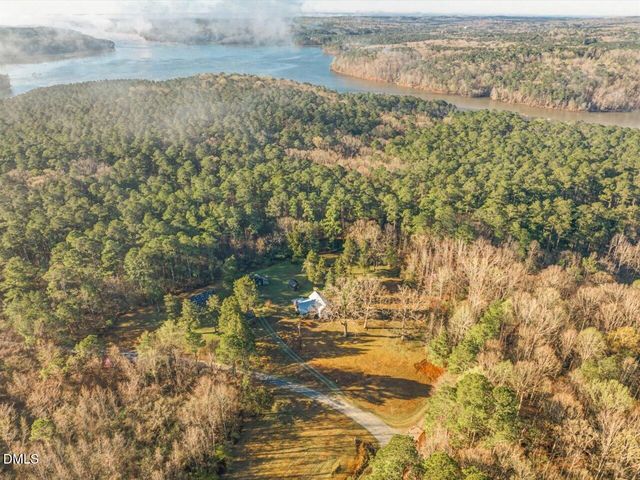 2929 Seaforth Road, Pittsboro, NC 27312