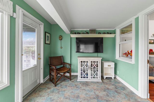 1121 Monroe Drive, Newton, IA 50208