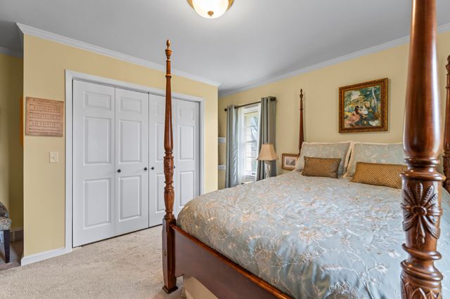 1121 Monroe Drive, Newton, IA 50208