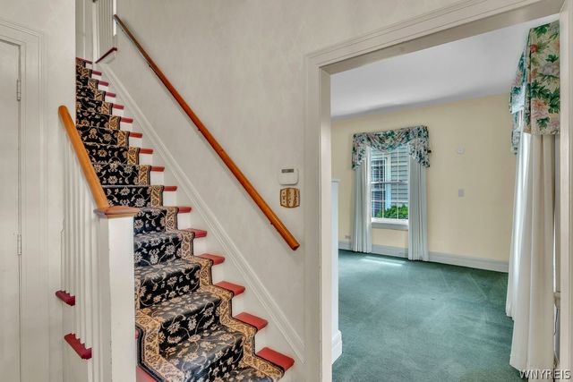 17 Colvin Avenue, Buffalo, NY 14216