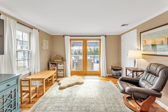 4 Eagle Street, Boston, MA 02132