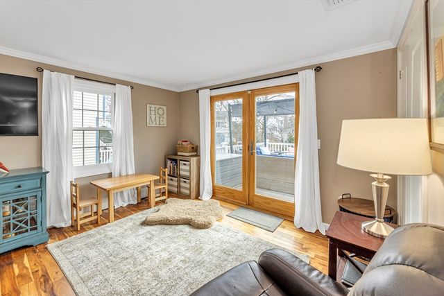 4 Eagle Street, Boston, MA 02132