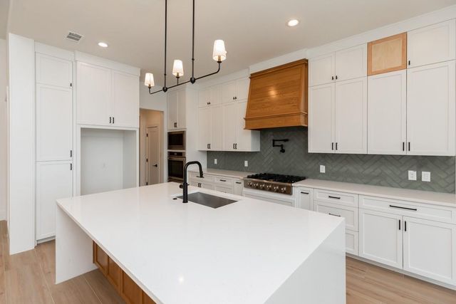 3580 Lily Lane, Beaumont, TX 77713